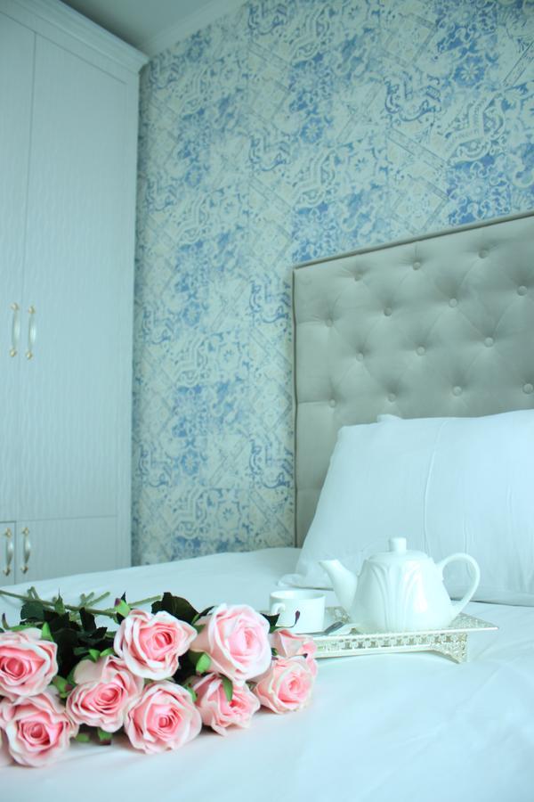 Akbulak Hotel Astana Bagian luar foto